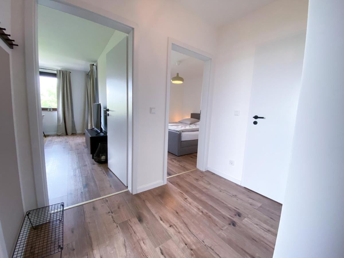 Schoene Wohnung Mit Rheinblick/Duesseldorf/Neuss/Messe Экстерьер фото
