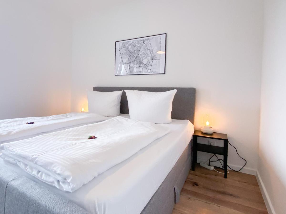 Schoene Wohnung Mit Rheinblick/Duesseldorf/Neuss/Messe Экстерьер фото